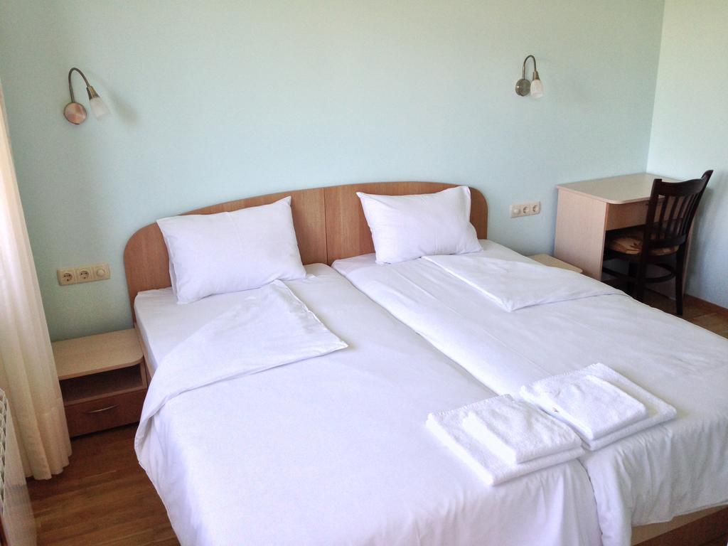 Mala Planina Guest House Iskrets Rum bild