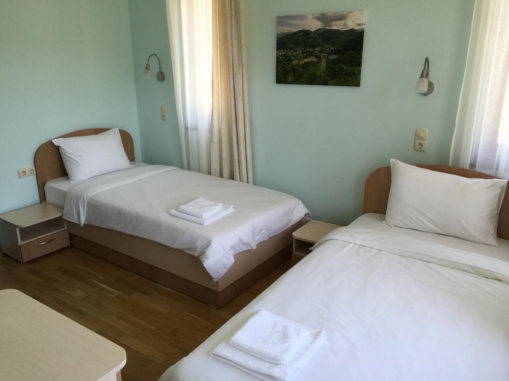 Mala Planina Guest House Iskrets Exteriör bild