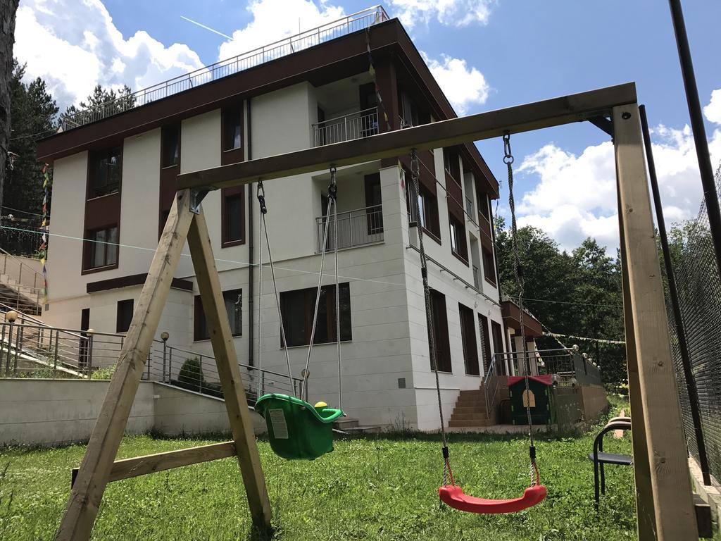 Mala Planina Guest House Iskrets Exteriör bild